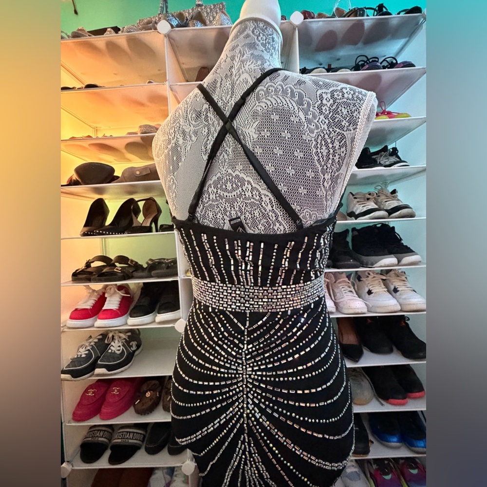 Elegant Black and White Beaded Evening Gown size Medium - Picture 5 of 8